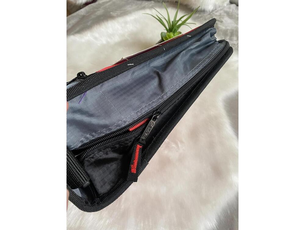 Case It The Dual 2.0 2-in-1 Dual Ring Binder with Zippered Organizer - Picture 2 of 6